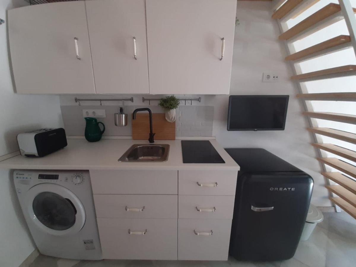 'Suite Magallanes' Apartamento Cool En El Verdadero Centro De Sevilla Luaran gambar